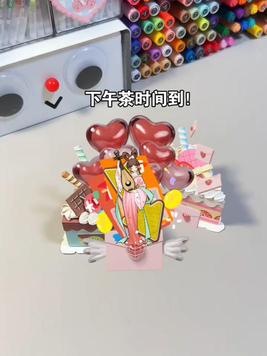 下午茶时间到一起来吃块小蛋糕吧～