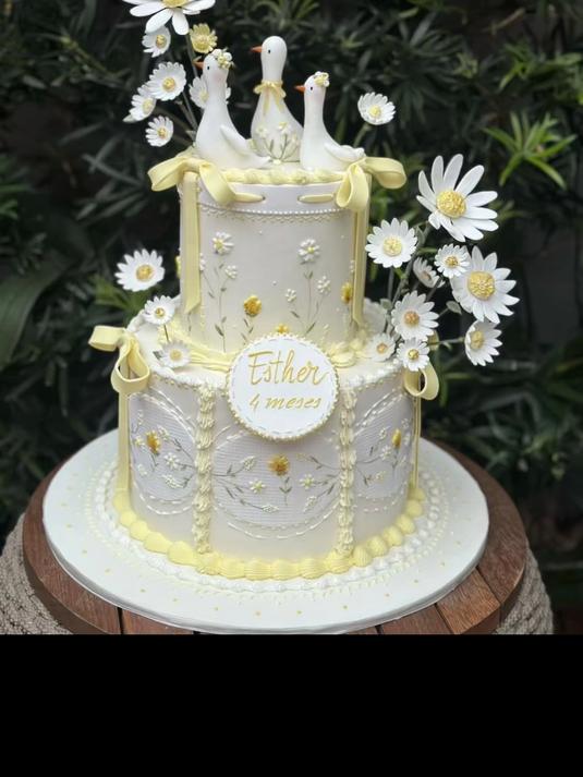 一看就会氛围感蛋糕装饰｜翻糖小雏菊