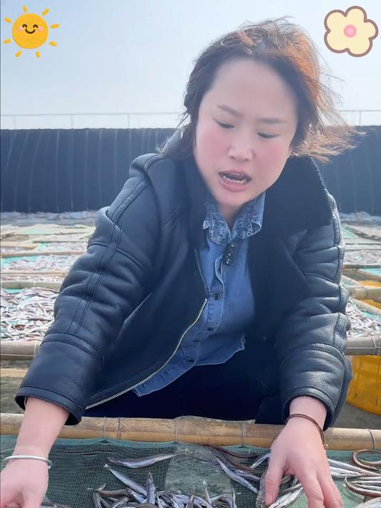 古法日晒银鱼干,无添加超纯净,补钙又鲜香,家常佐餐必备～
