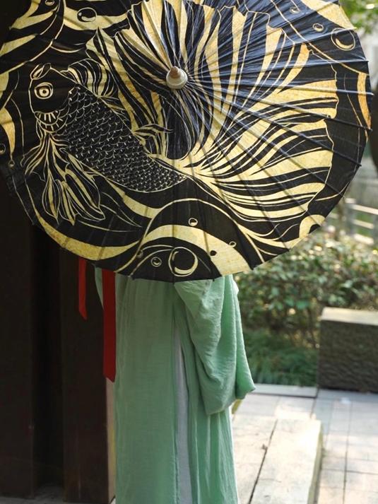 水为财鱼为灵 赠你金鲤鱼 愿诸君逆流而上 锦鲤皆好运 所愿皆所得