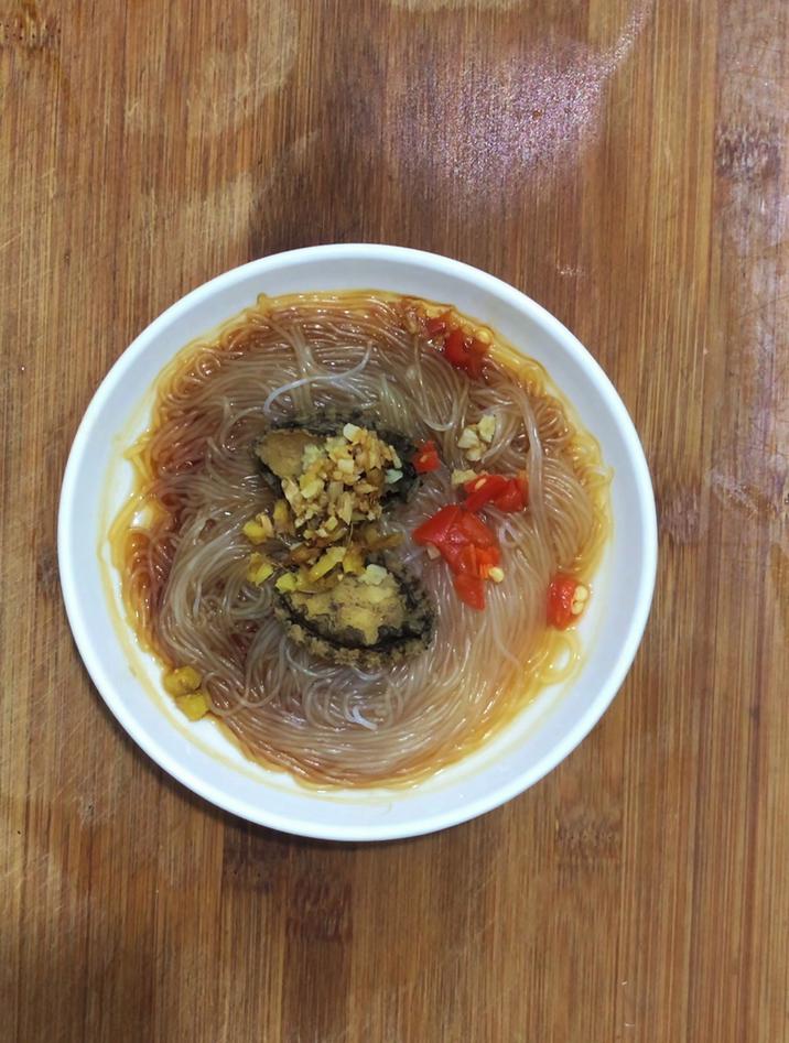 家庭做鲍鱼的简单方法,分享一道鲍鱼清蒸粉丝