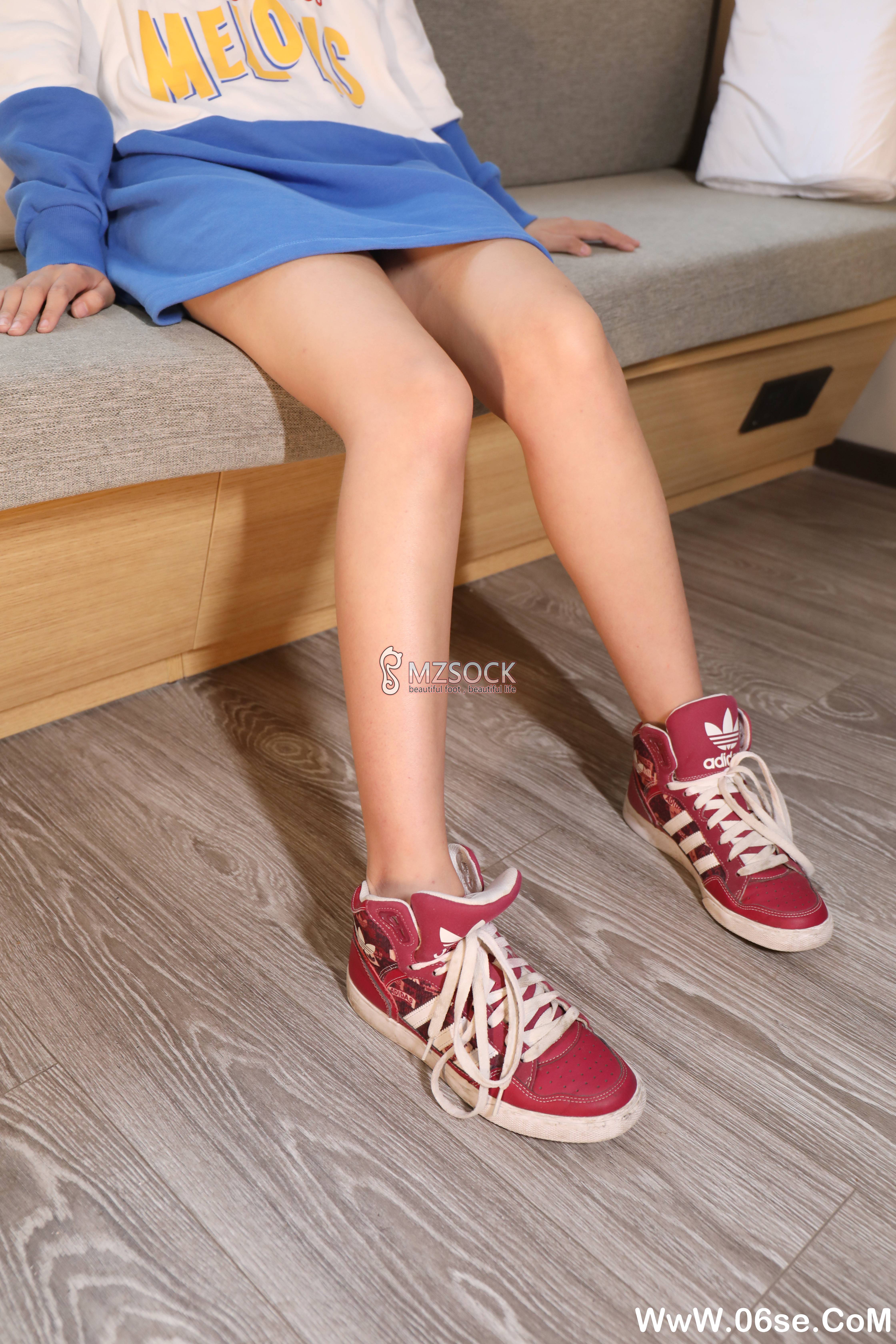 图片[35]-[MZSOCK]爱美足 NO.067 悦悦[76P326M]-六色网