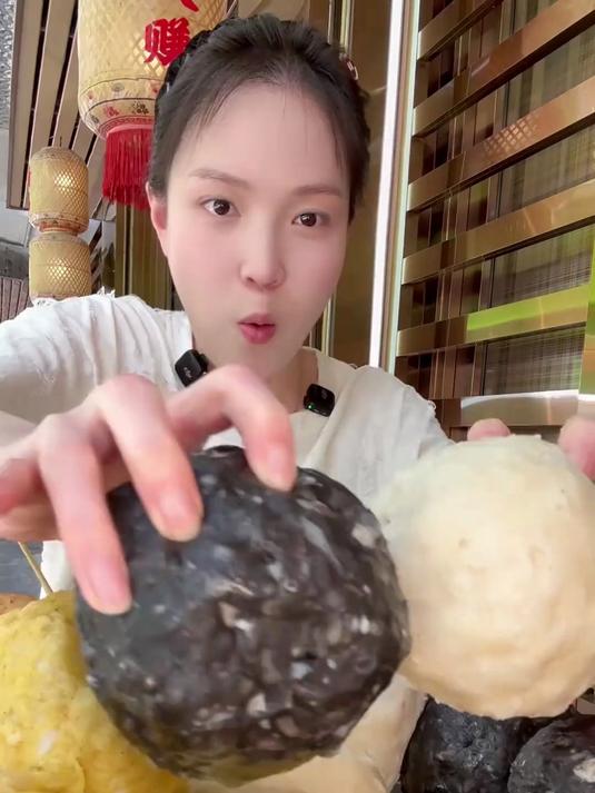 一斤重的小鱼丸你们一顿能吃几个！？