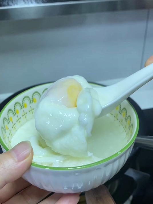 煮荷包蛋千万不要开水下锅煮