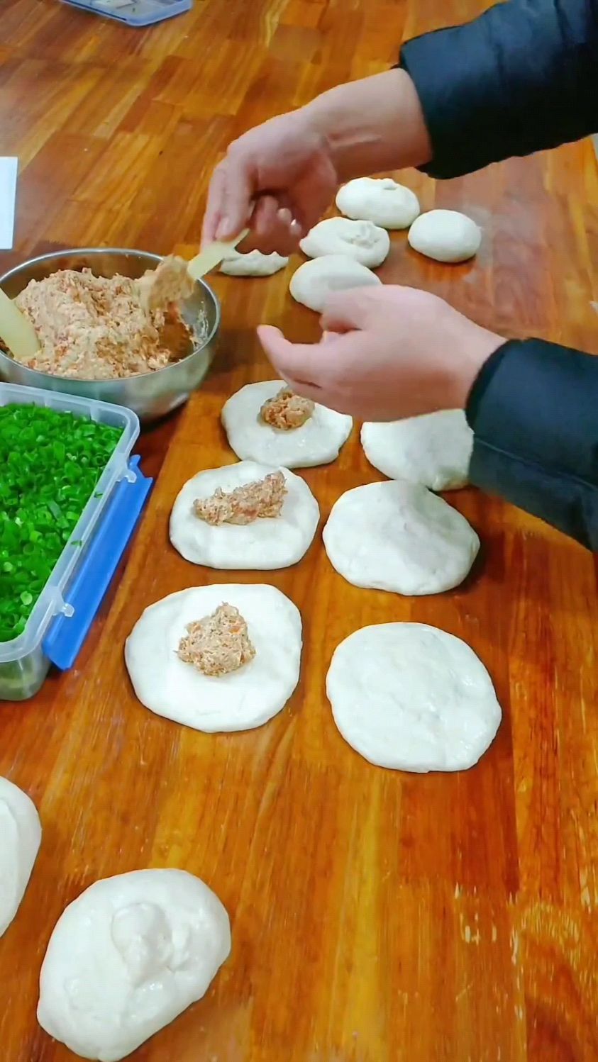烧饼夹里脊的美食新做法