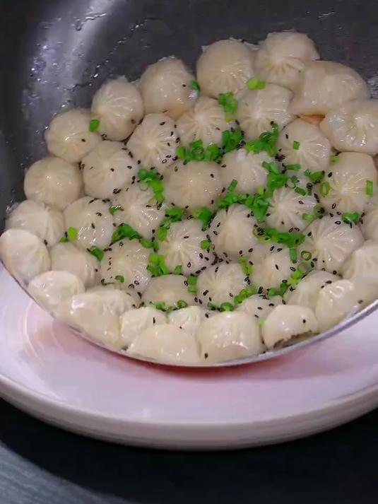 皇家小虎拇指生煎包特色小吃冷冻迷你小包子速食早餐半成品小笼包皇家小虎拇指生煎包小吃冷冻迷你