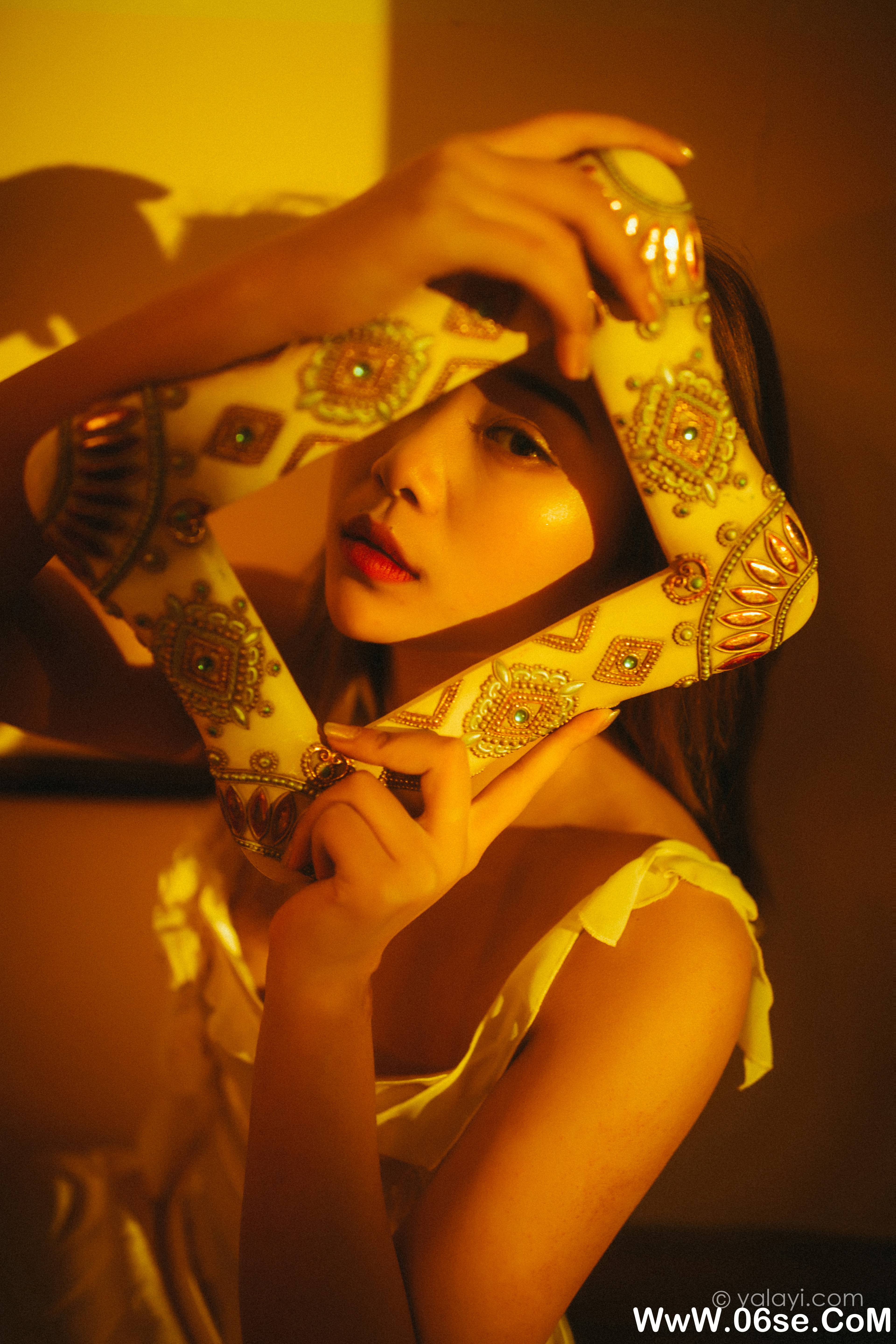 图片[15]-[YALAYI雅拉伊] 2021.04.13 NO.782 岳璐璐《暮光之吻》[37P+1P351M]-六色网