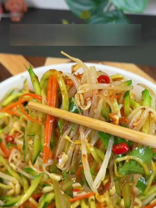 低卡解腻的快乐,黄瓜拌豆芽家常做