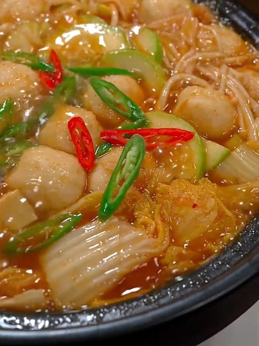 酸辣美味的韩式泡菜汤