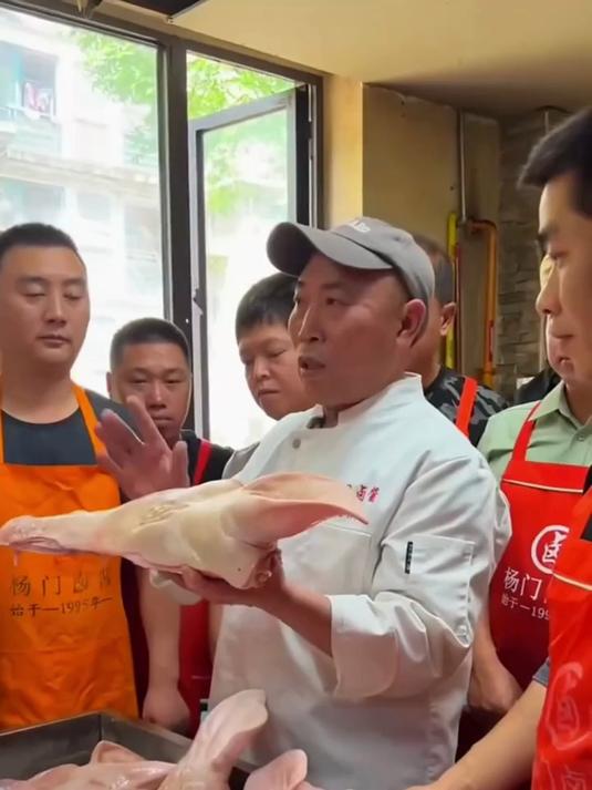 自从用了这个炖肉料包,真是咋做咋好吃,汤鲜味美全家人都抢着吃