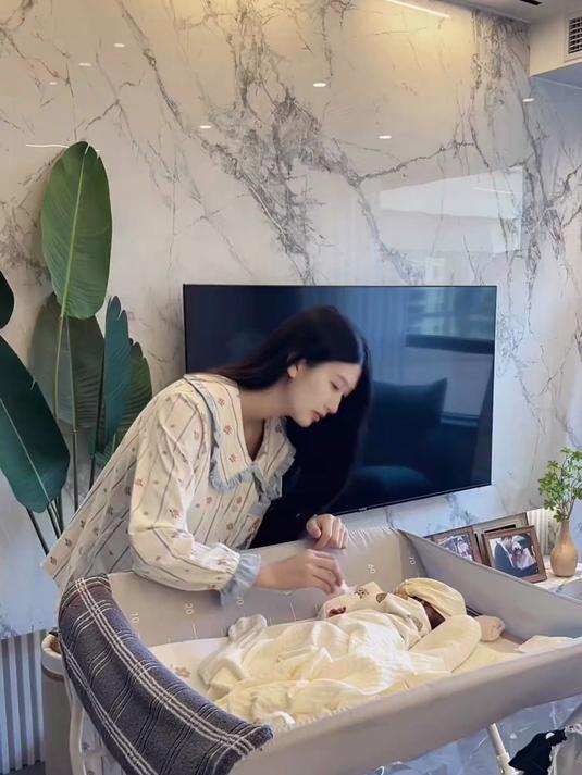 剖腹产坐月子第10天,终于洗头了,多久才可以洗澡呢