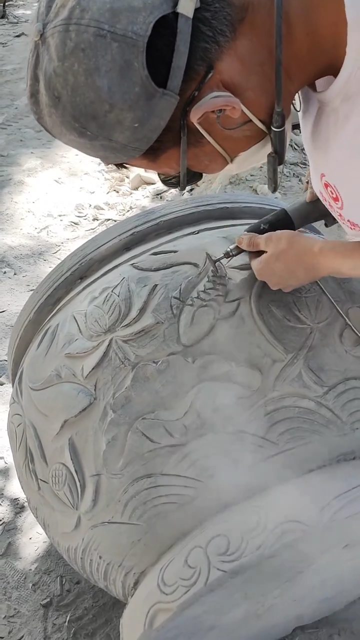 石材加工厂制作青石门海鱼缸流程