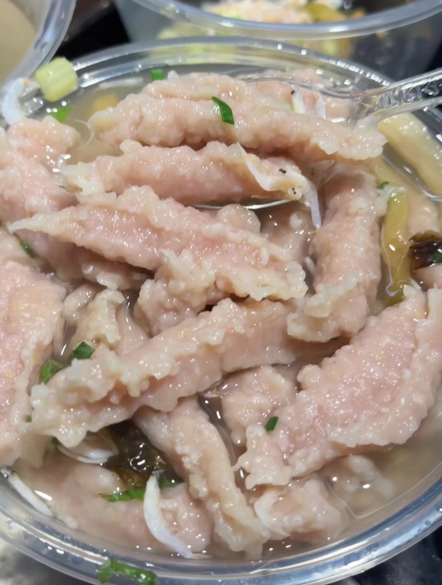 我大成都也有瘦肉丸汤了!QQ弹弹香迷糊了!