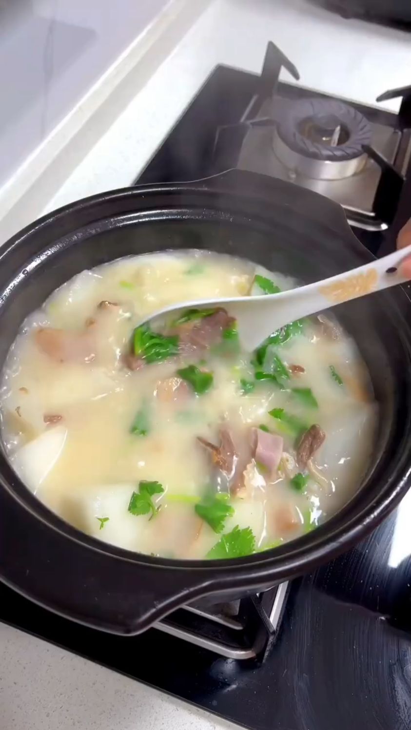 白萝卜羊肉汤这样做