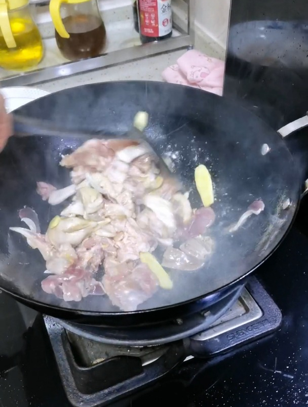香菇土鸡汤,非常美味!