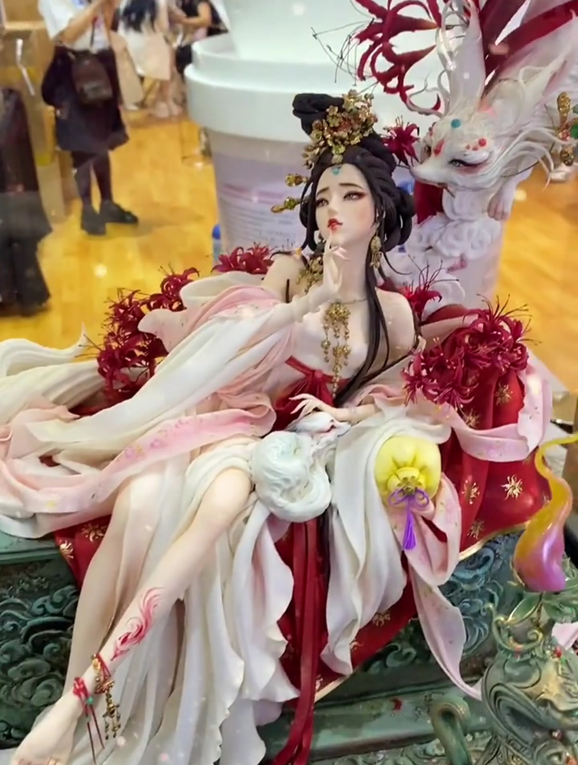 这些都是我纯手工制作的蛋糕,可以吃的