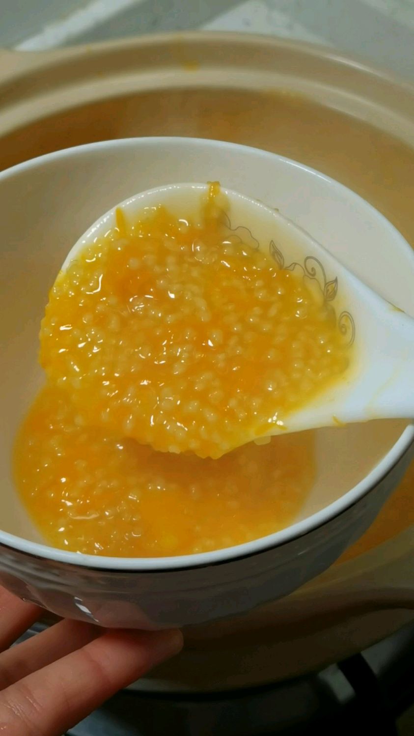 早餐又喝的南瓜小米粥,营养好喝