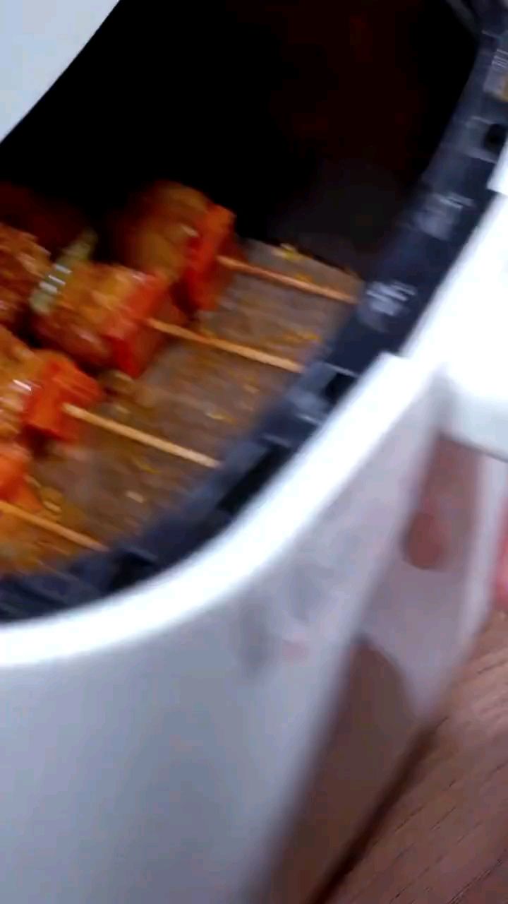 好吃的香辣鸡肉串