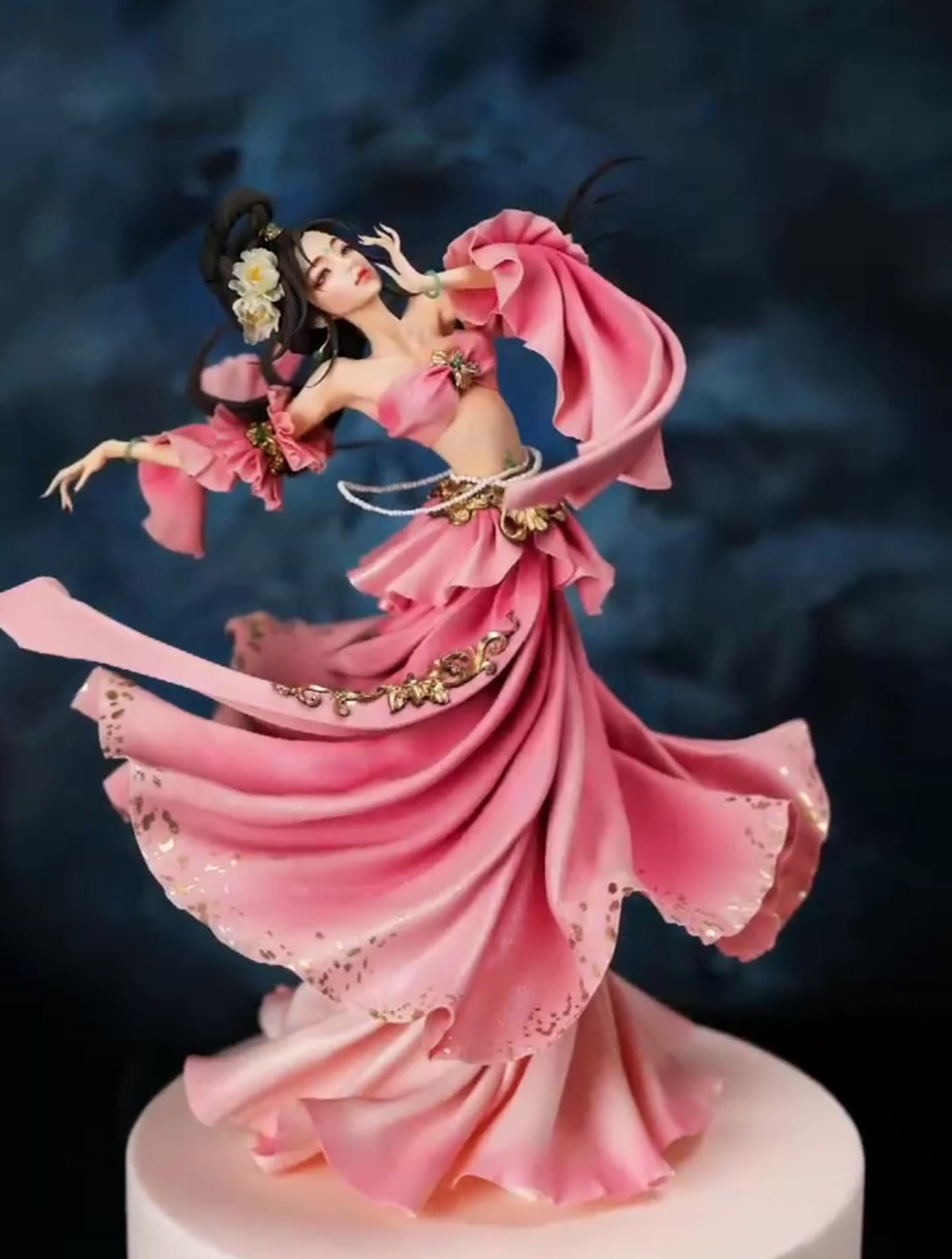 跟我一起用翻糖做1个、3个……翻糖古风美人蛋糕,放一辈子