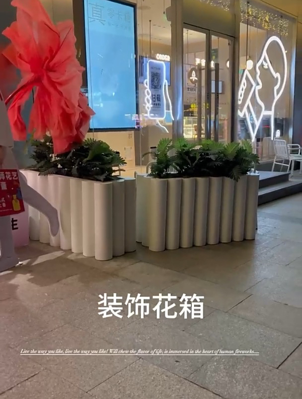 云南奶茶店花箱摆放案例来了