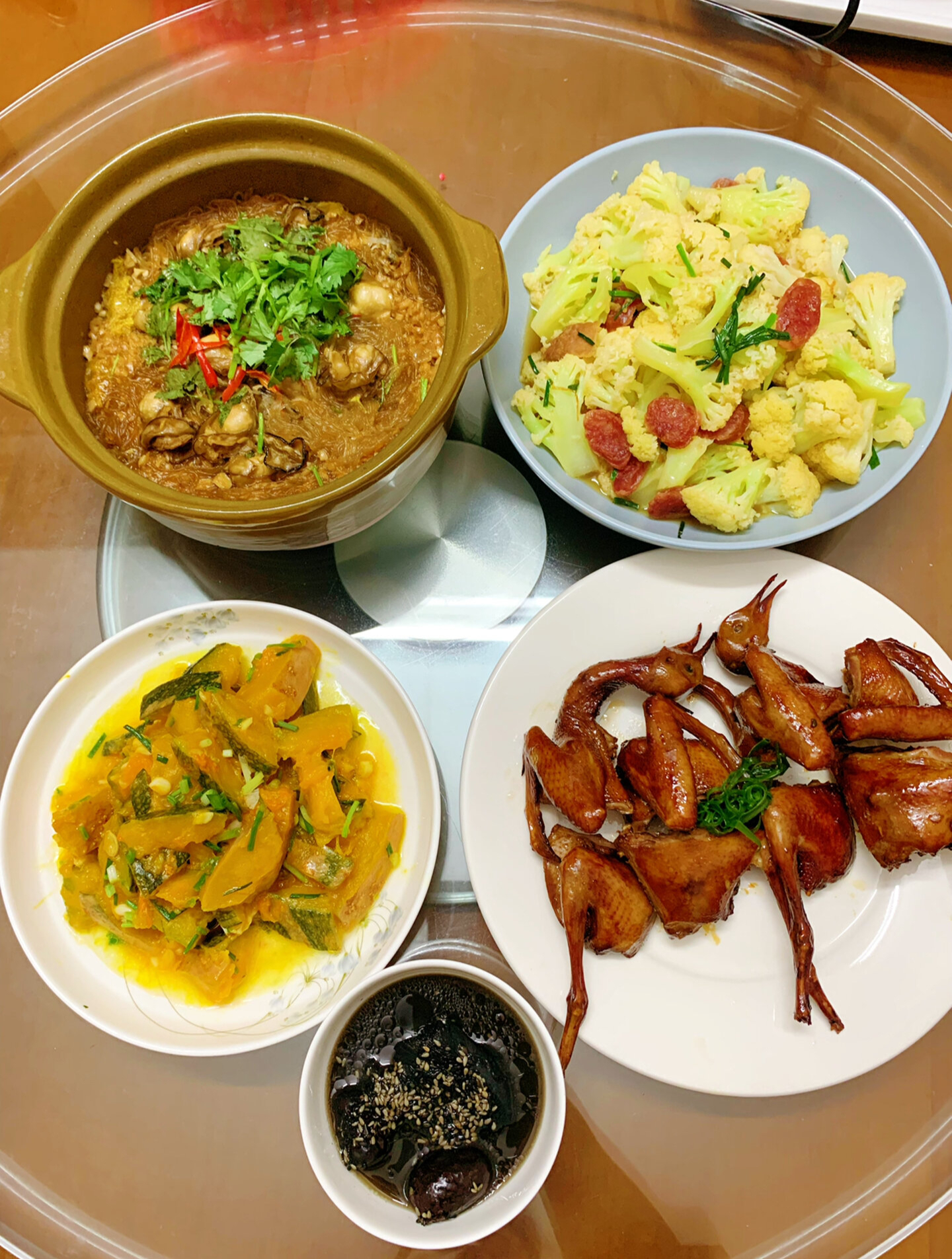 潮汕家庭晚餐vlog丨生蚝粉丝煲太太好吃啦