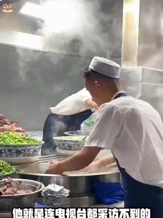用桶装拉面做凉拌面！夏天吃清爽开胃，比冷面还好吃