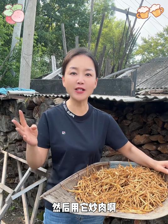 学生党宿舍菜谱!黄花菜,鲜味儿翻倍～