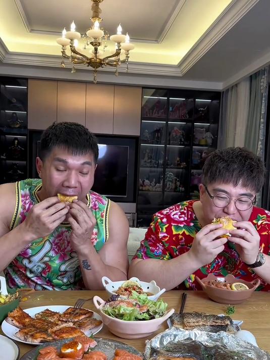 做了一整条三文鱼，尝试了多种做法，老公和闺蜜都吃爽了！