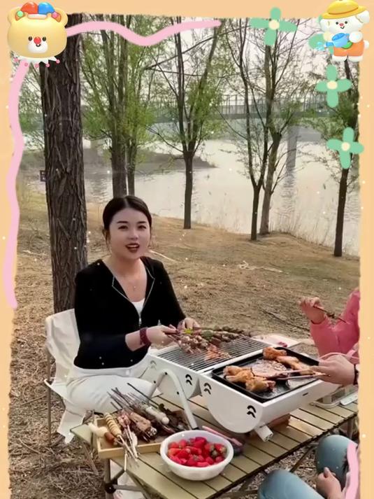 多功能烧烤炉,轻松实现无烟烧烤自由,还能花样烹饪!