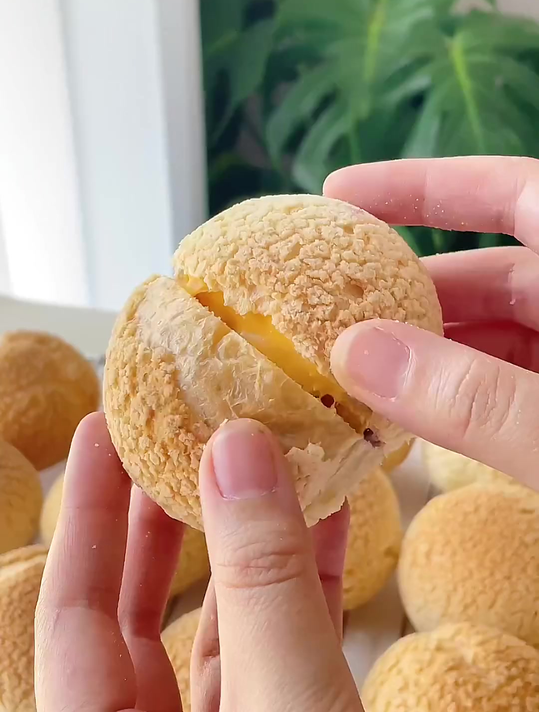 空心酥皮泡芙,认真看完视频,相信小白也可以做出完美大泡芙!