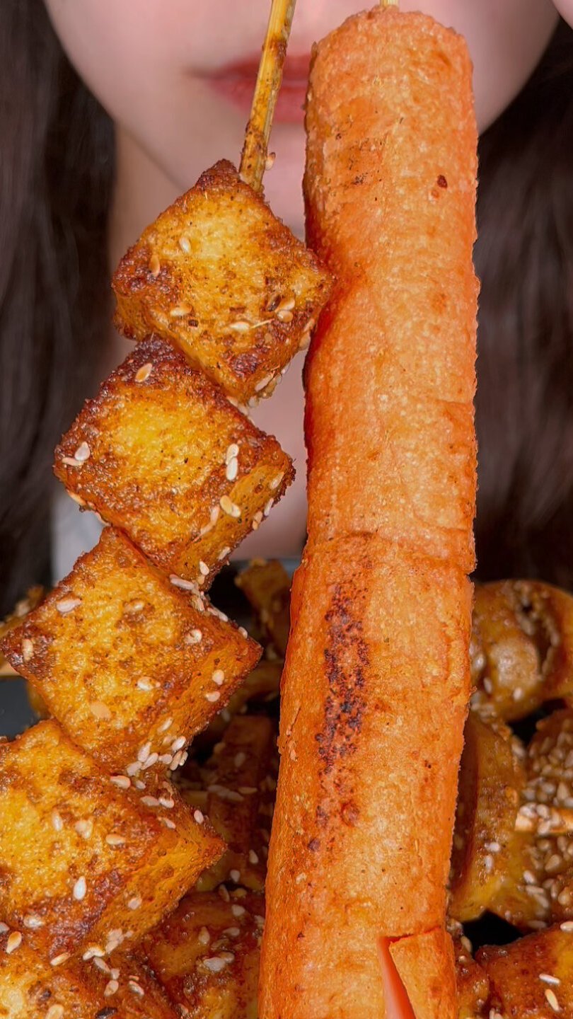 烤面筋 鱼豆腐 好香
