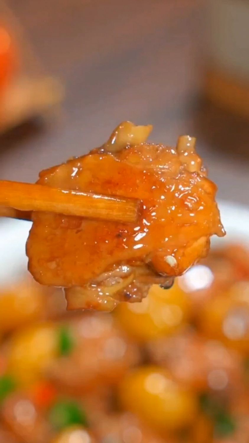 板栗鸡翅做法,软糯香甜又下饭