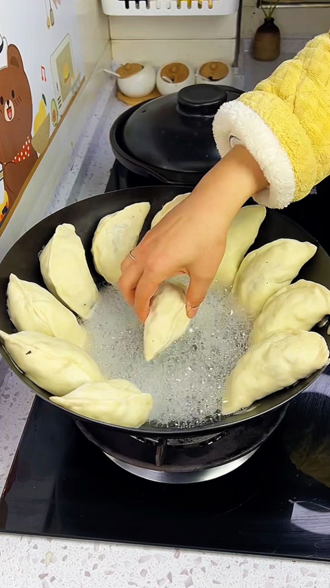 锅贴饺子做法
