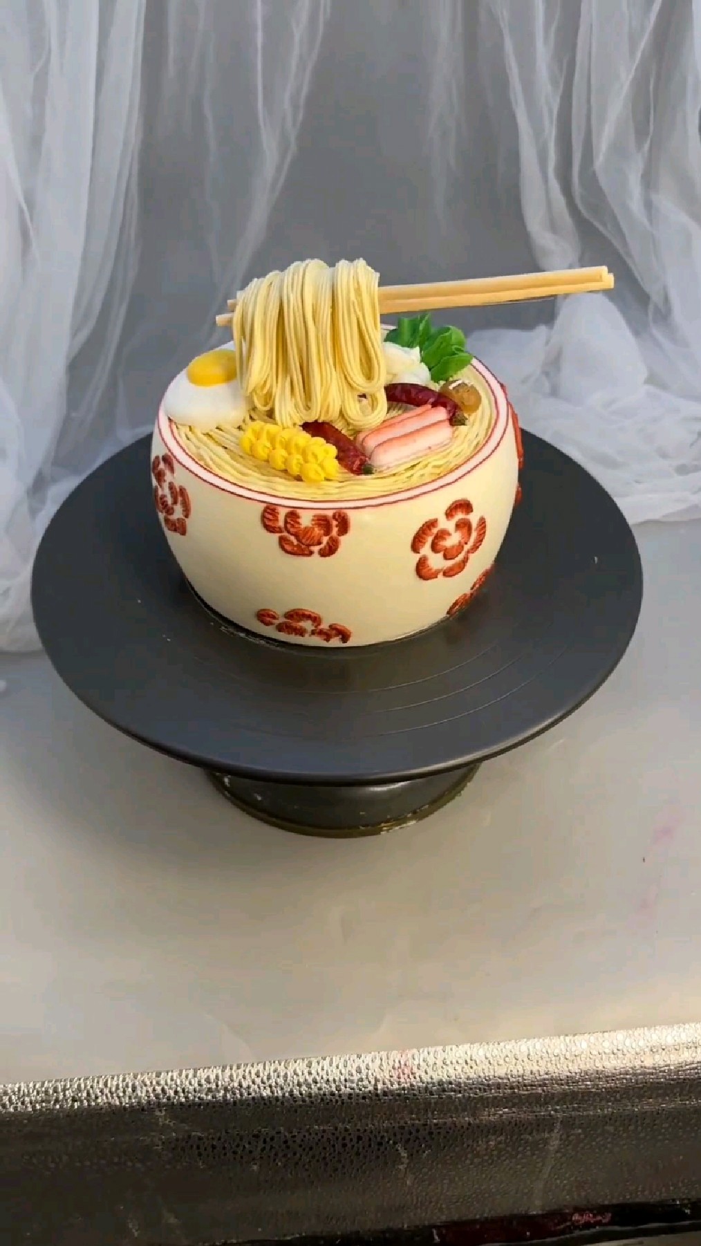 创意长寿面蛋糕制作。