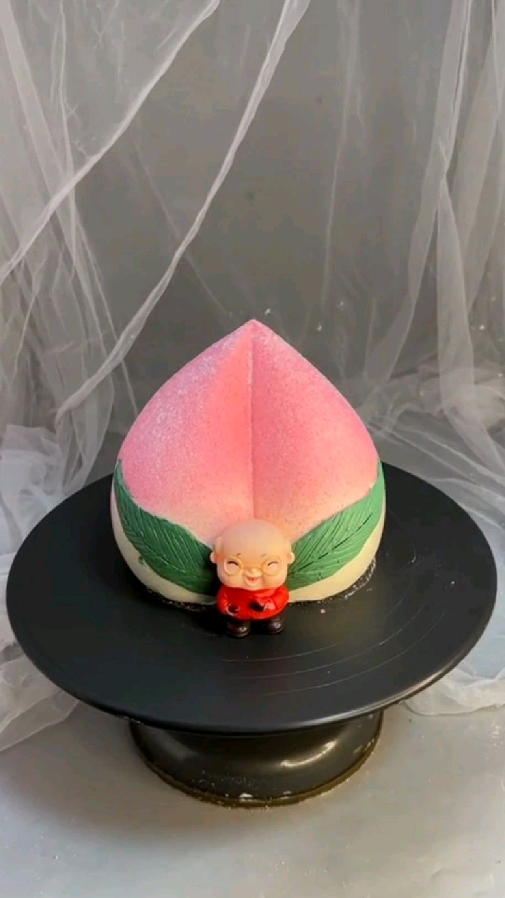 创意寿桃小蛋糕,很适合老年朋友哦!