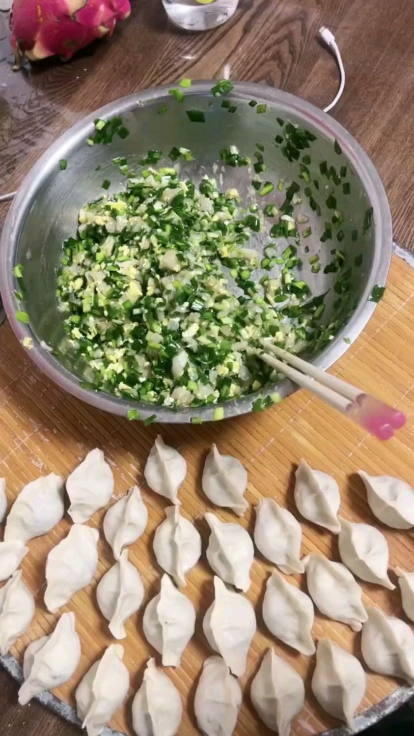 扇贝丁韭菜饺子来喽