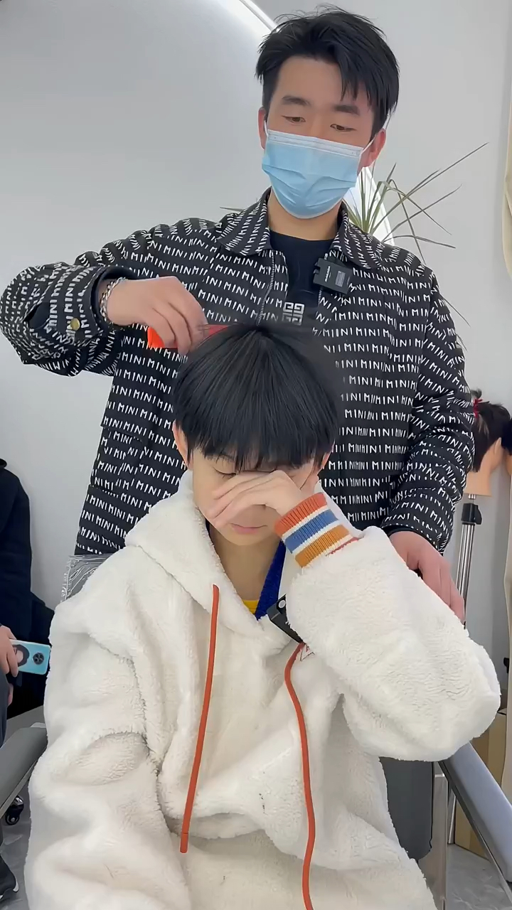 小朋友做完锡纸烫也太好看了吧