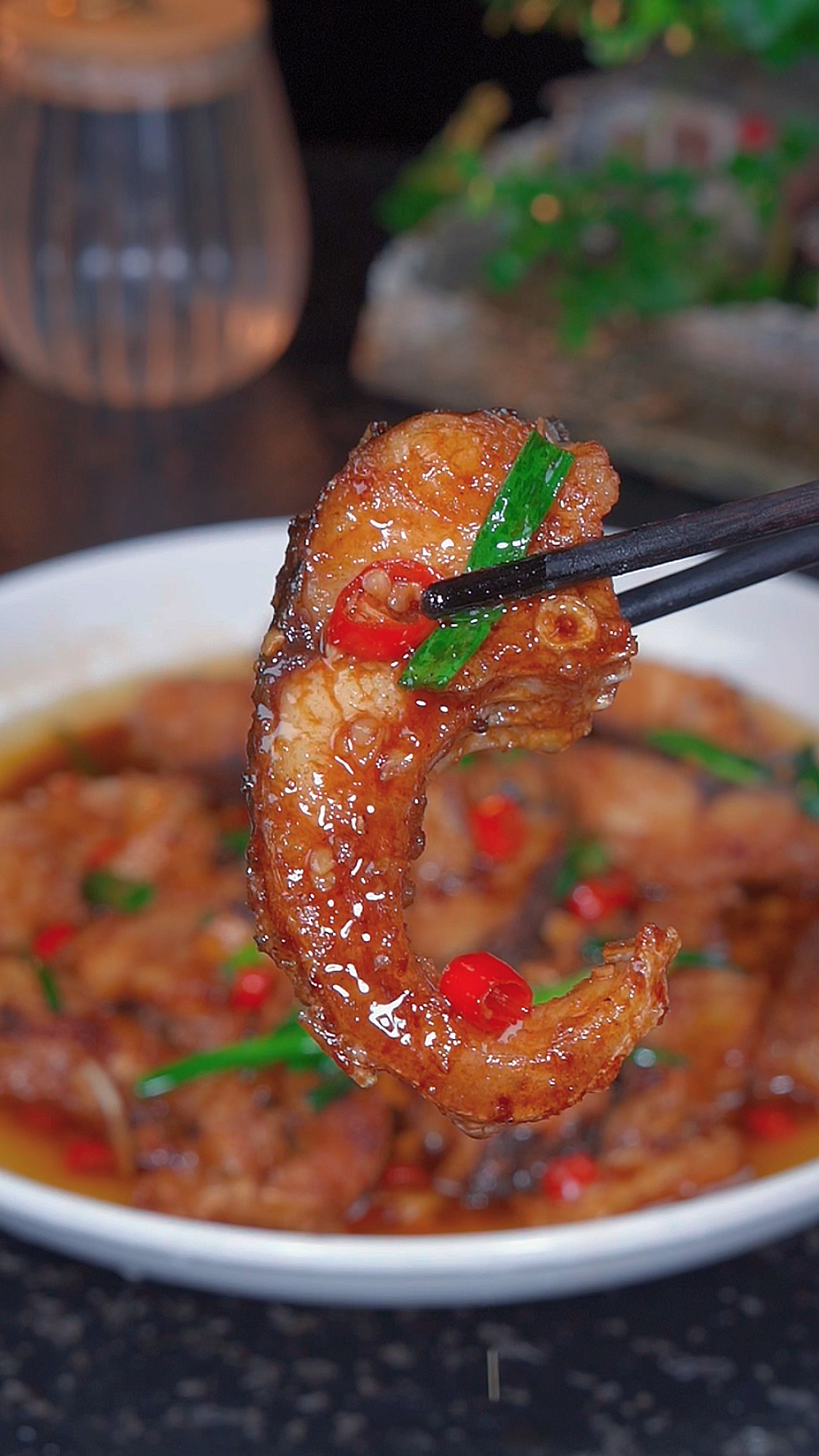 以后想吃鱼,你就像我这样在家做个红烧鱼块,香辣好吃