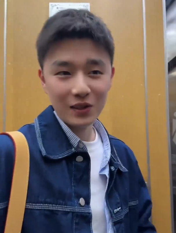 泽泽的脑袋瓜在想什么啊