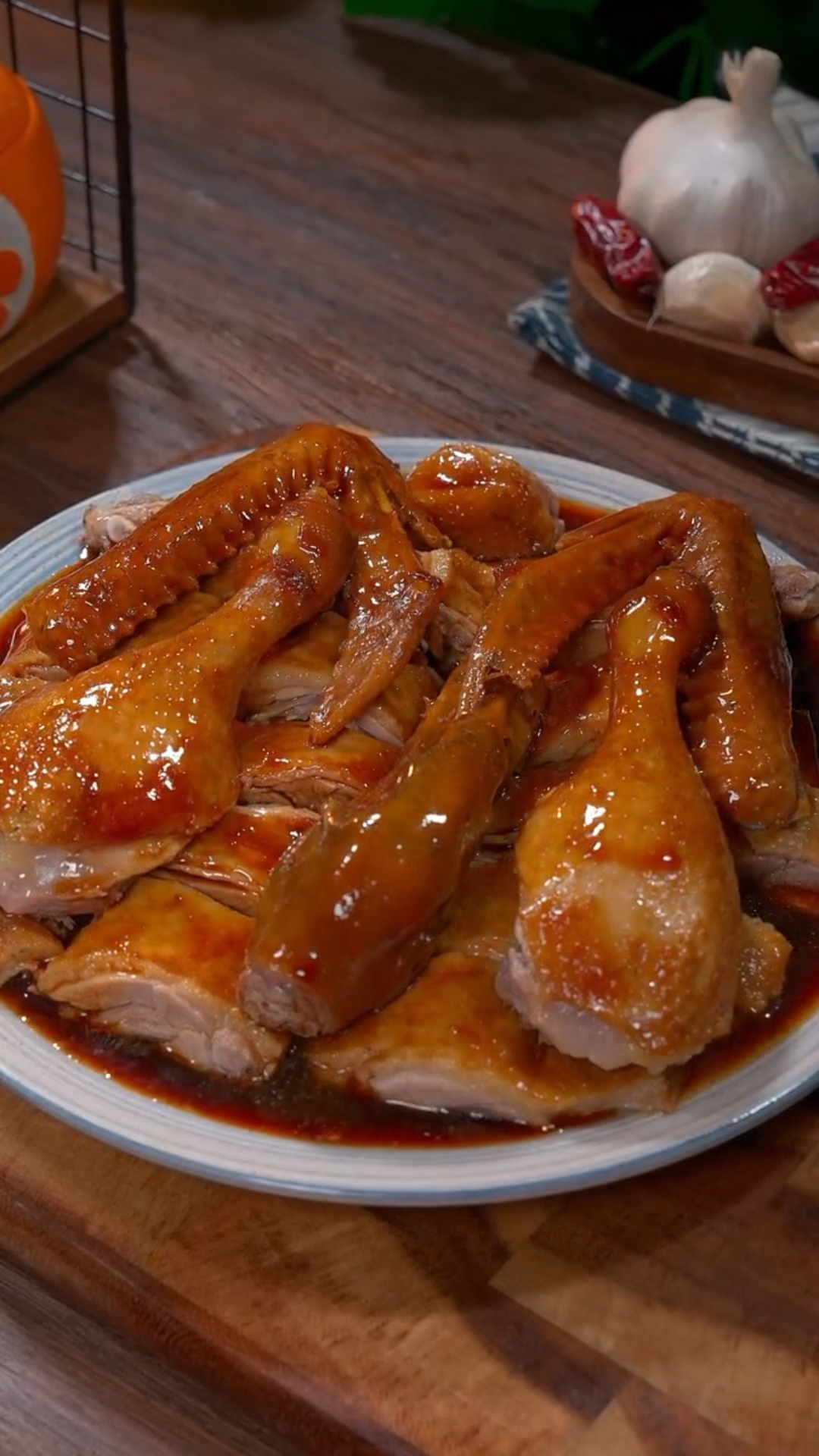 做法简单又好吃的卤鸭子