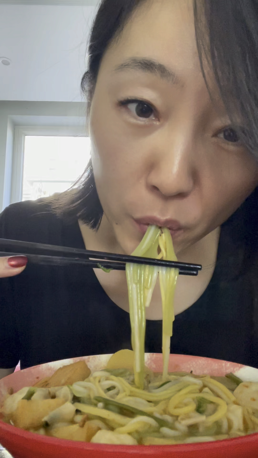 东北沈阳老式麻辣烫,平时吃都排队啊,自己在家做#妈呀太香了