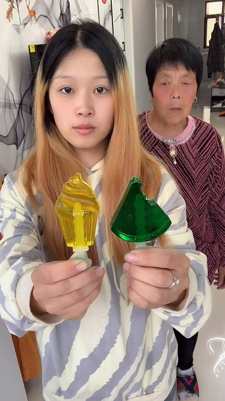 今天做了个西瓜果冻