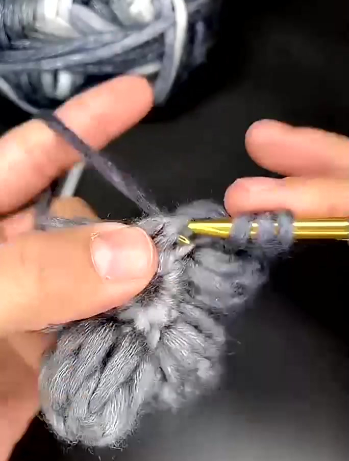 泡芙花零基础学钩针