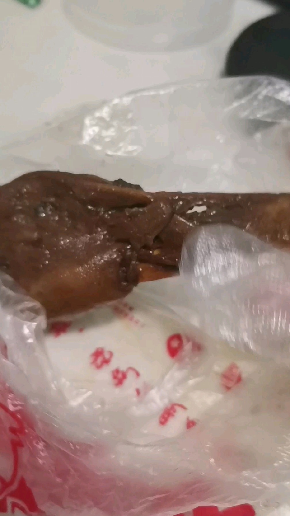 记录在南昌吃到的衢州鸭头(超级好吃,好吃到我上班心心念念着下班得买俩吃)
