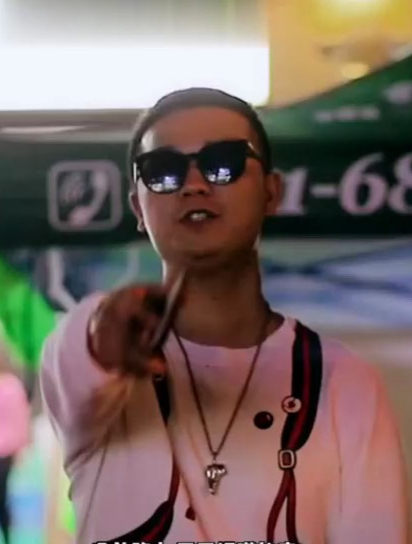 昆明美食 槱鸡德宏烤鸡