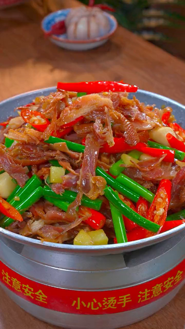 手撕风干鸡做法