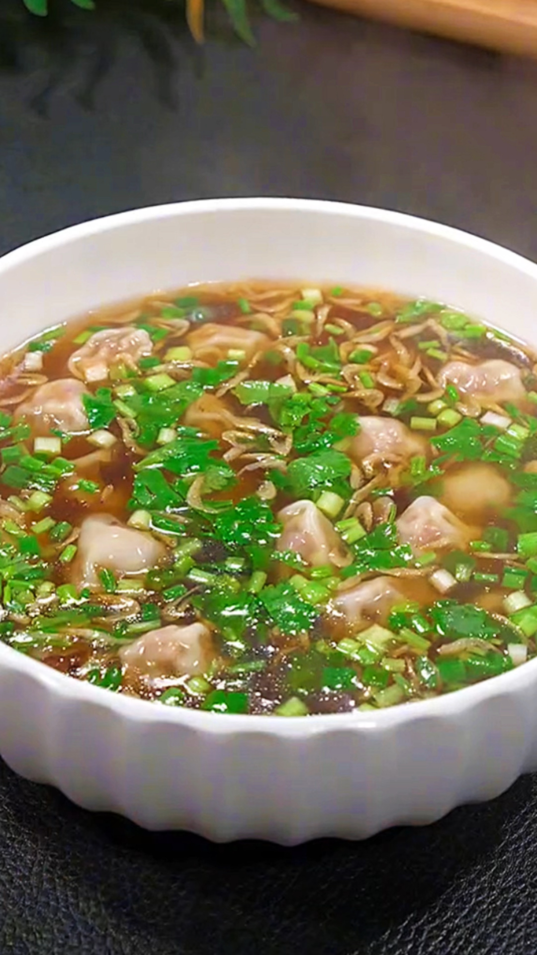 制作馄饨汤的做法
