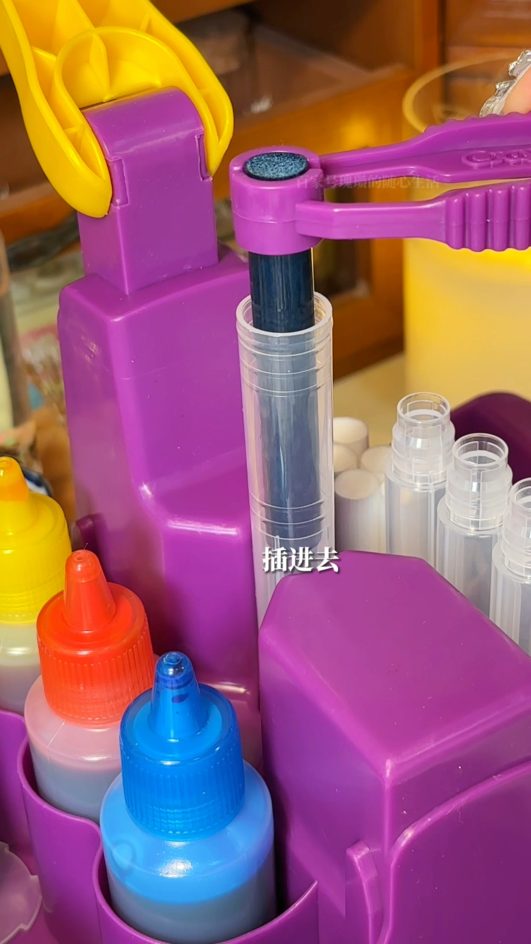 试玩一下水彩笔制作机,看看做出的笔真能画画吗?