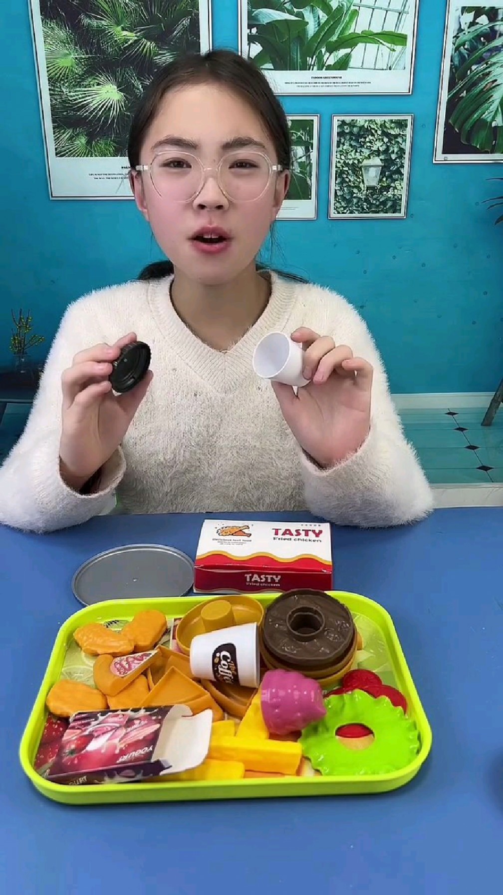 这也太让我失望了吧!汉堡薯条冰激凌都成这样了!