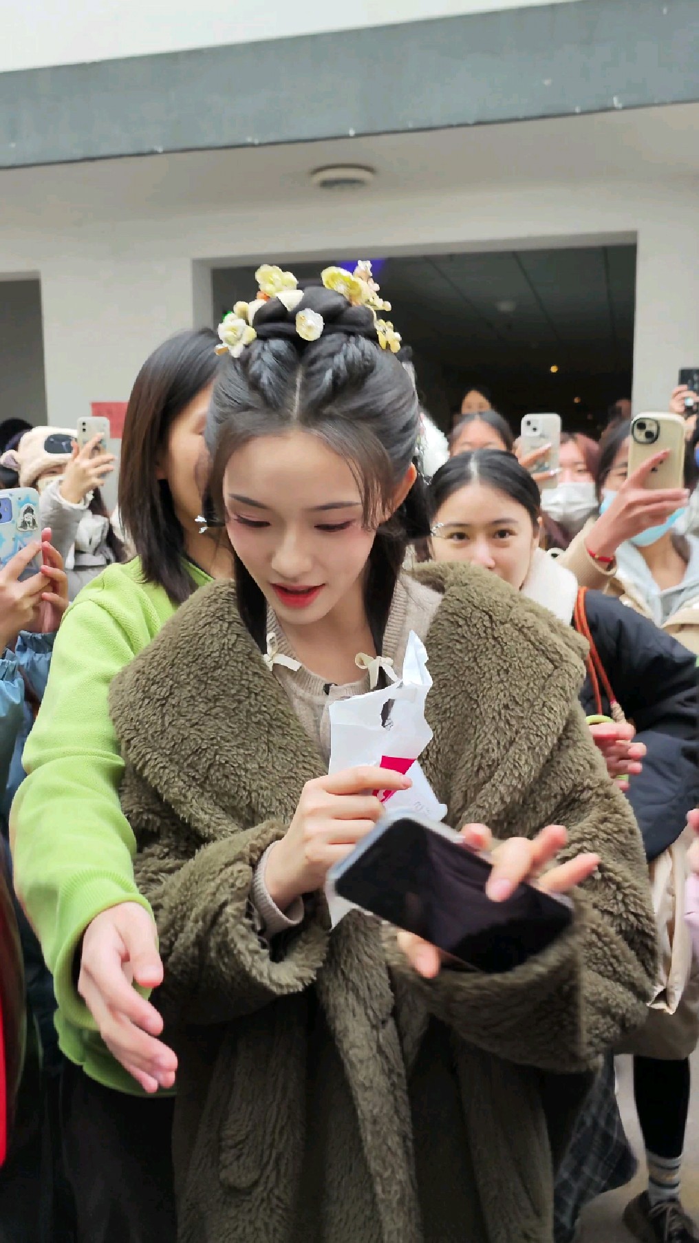 周星驰电影《美人鱼》女一号,《梦华录》宋引章。